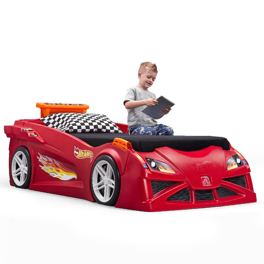 Cama de coche Speeder de noche roja para niños, funcional, alto